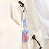 【おさるのジョージ】カラビナ付きアクリルキーホルダー（帽子/PU）　バッグチャーム　キーホルダー